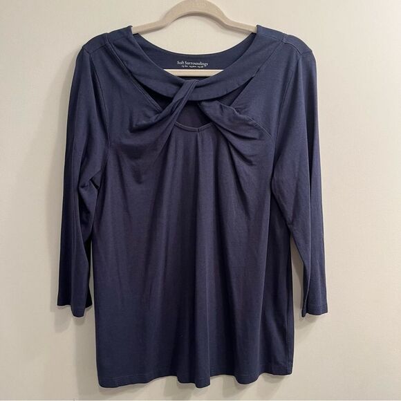 Soft Surroundings Cerulean Keyhole Top Navy Blue size Medium - Picture 2 of 8